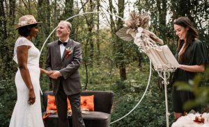 liefde en lou trouwambtenaar babs ceremoniespreker weddingfair