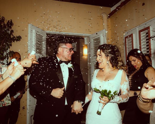 bruiloft afsluiting confetti