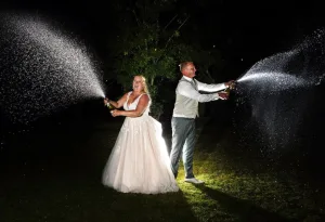 moments to focus on 2 fotografen op je huwelijk weddingfair