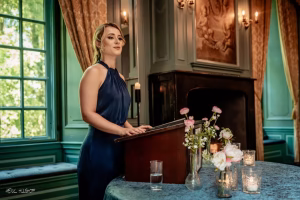 Morris Storytelling | Amanda Morina trouwambtenaar weddingfair