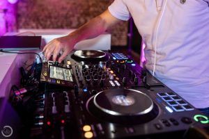 wedding dj jordy bergmans bruiloft feest limburg