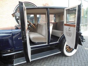 oldtimer trouwvervoer voor jouw bruiloft