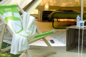 luxe tent huren met bedden voor bruiloft en feest