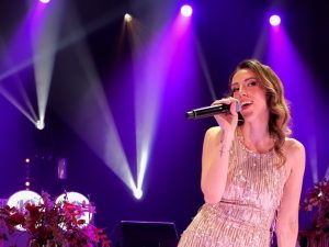 linda krasavina zangerers trouwceremonie en bruiloft